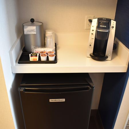 Holiday Inn Express & Suites - Boston South - Randolph By Ihg Dış mekan fotoğraf