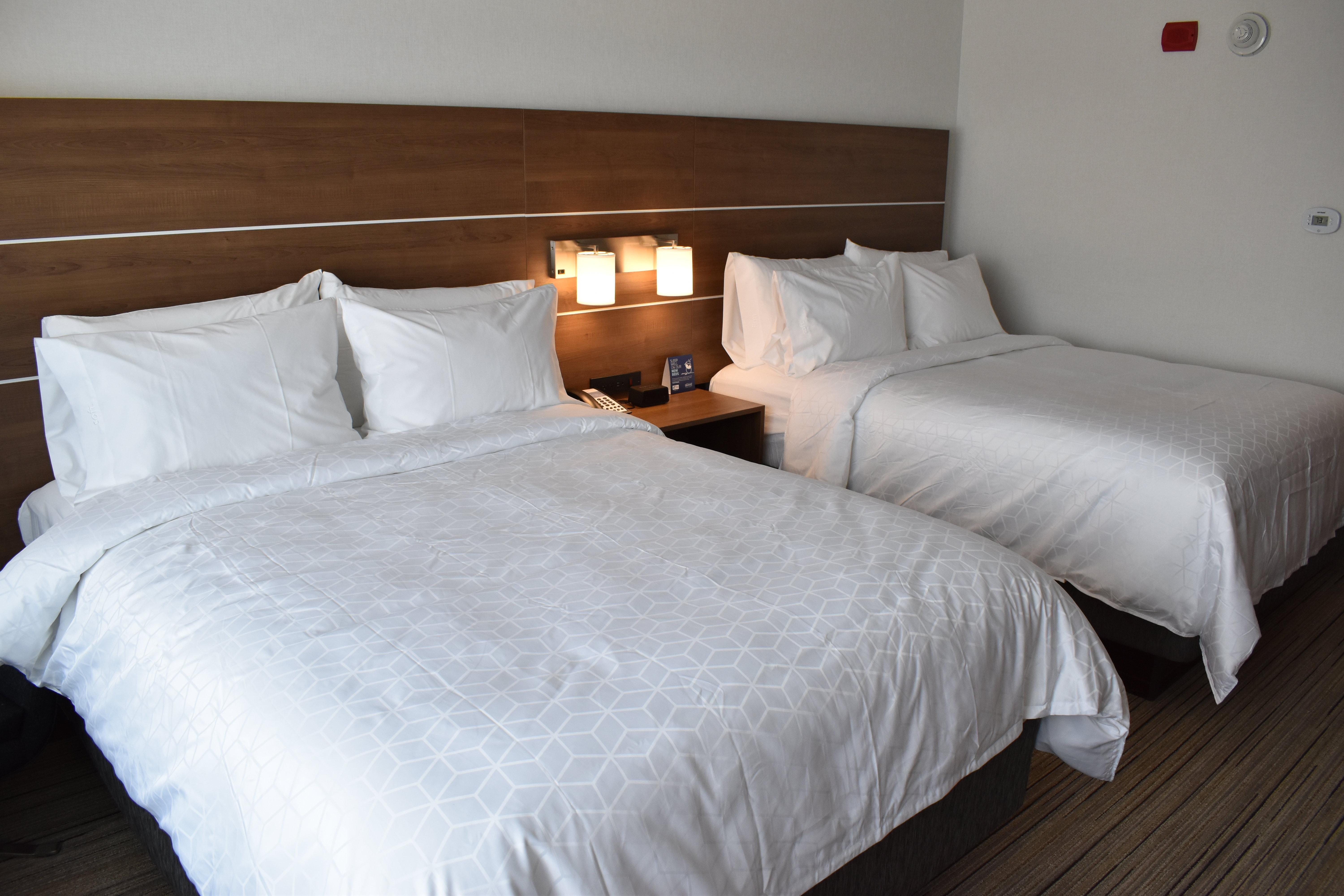 Holiday Inn Express & Suites - Boston South - Randolph By Ihg Dış mekan fotoğraf