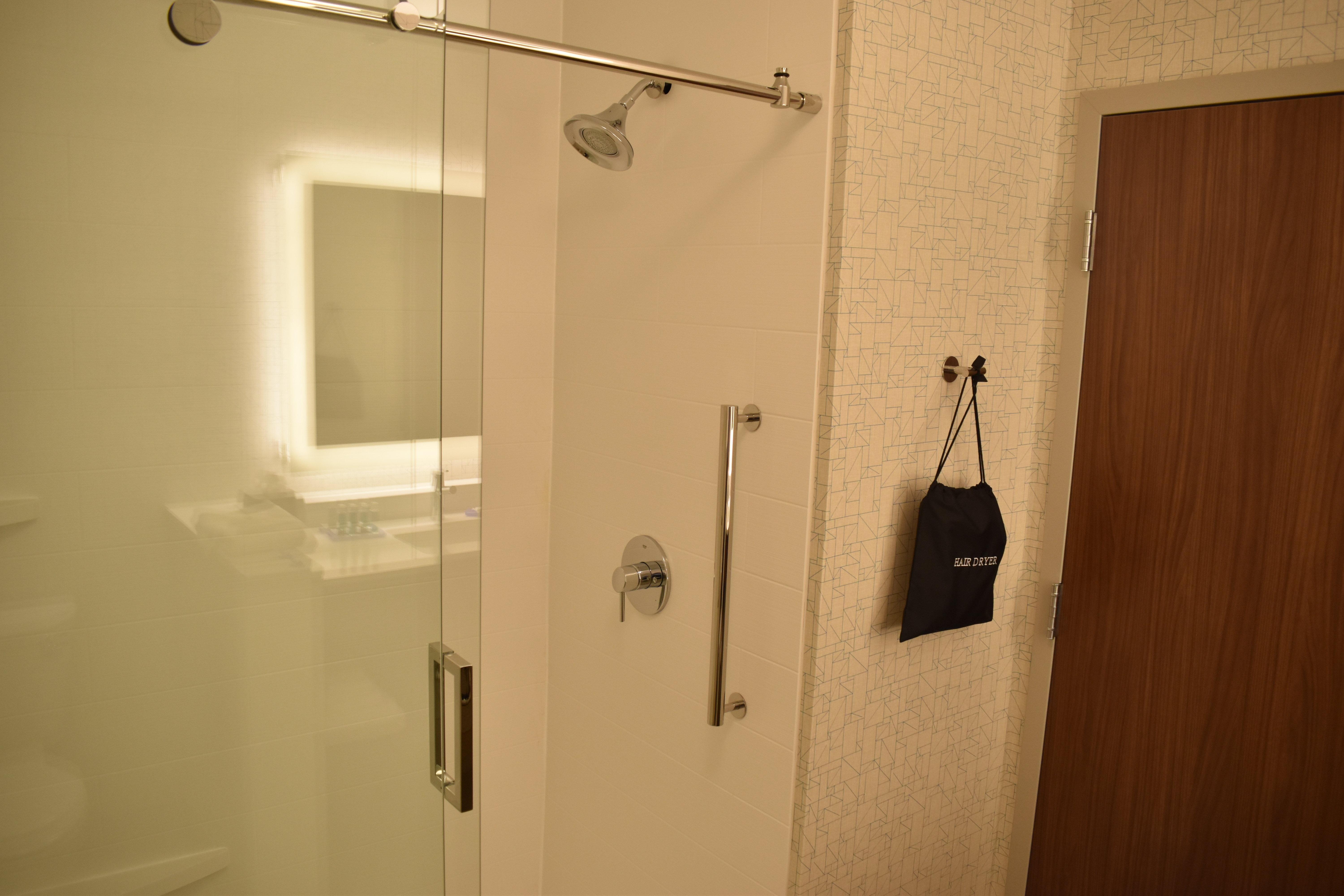 Holiday Inn Express & Suites - Boston South - Randolph By Ihg Dış mekan fotoğraf